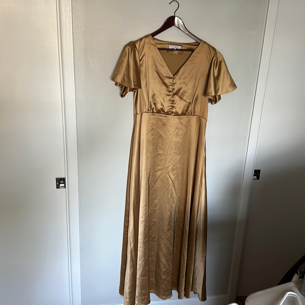Ivy city Co - gold dress